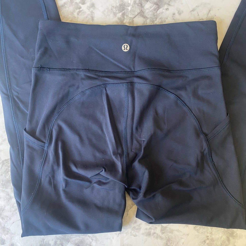 Lululemon Wunder Train Navy - Picture 4 of 4